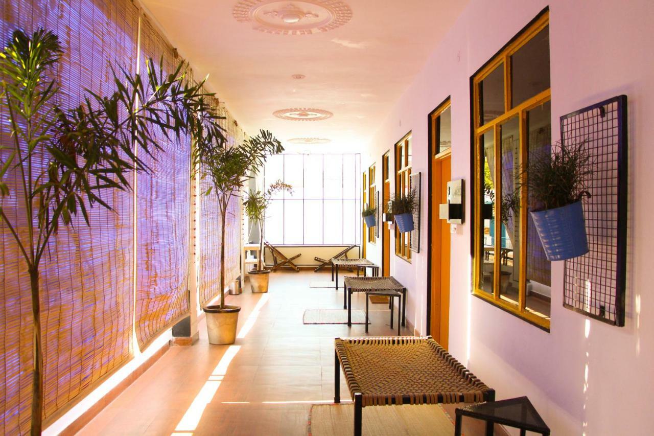 The Hostel Air بوشكار المظهر الخارجي الصورة